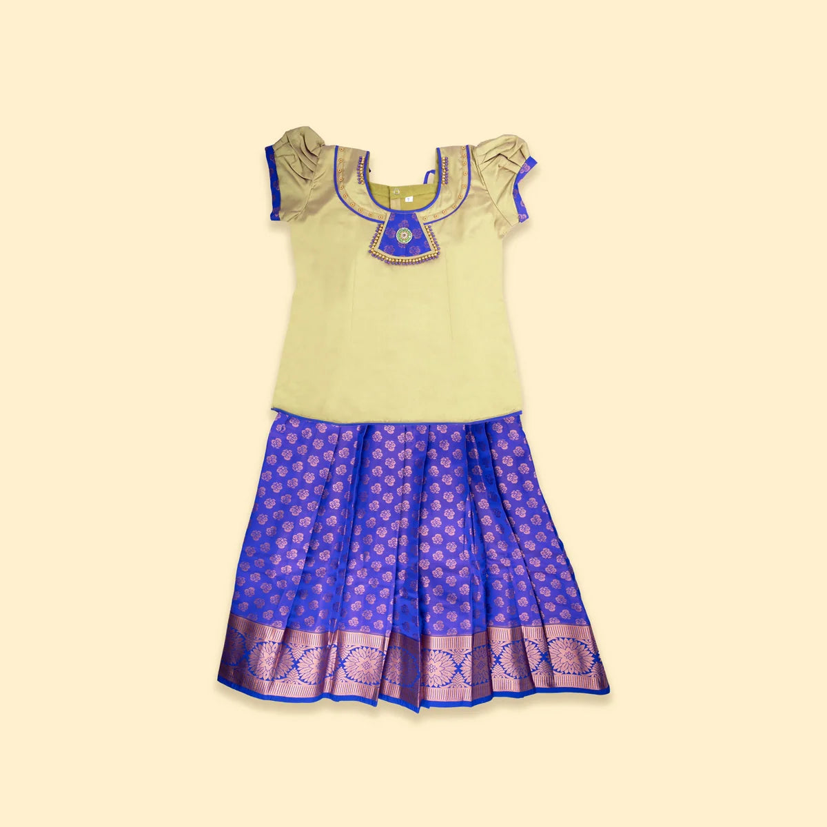 Experience the Beauty of Ghagra