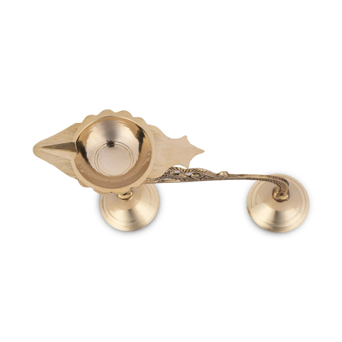 Brass Aarti With Handle - 4 x 6.5 Inches | Camphor Burner/ Kapoor Dhani/ Karpura Aarti for Pooja