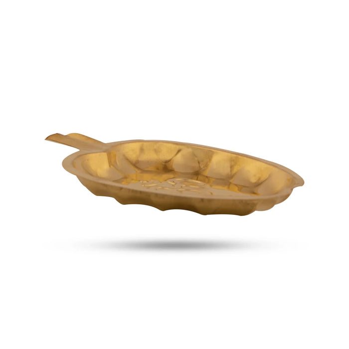 Brass Plate - 0.25 x 4 Inches | Thali Plate/ Apple Design Pooja Plate for Home/ 25 Gms Approx