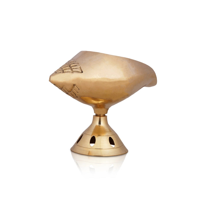 Shankh Shape Brass Lamp With Base - 3.5 x 4 Inches | Brass Pooja Diya/ Brass Deepam/ Brass Vilakku for Home