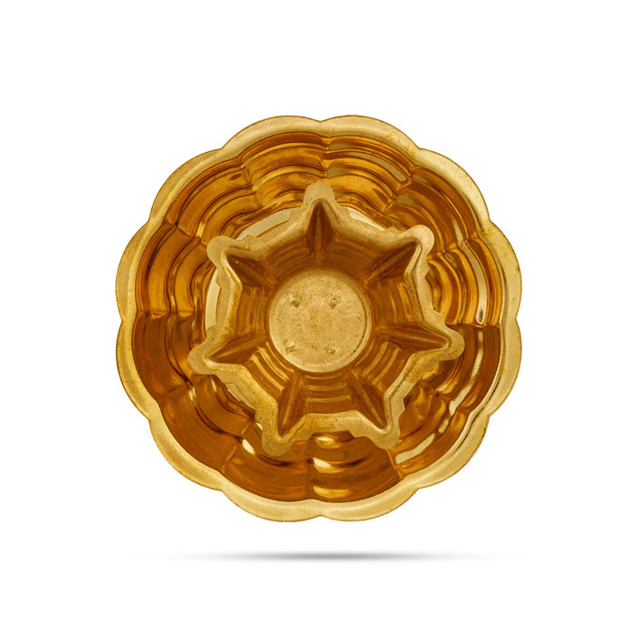 7 Face Brass Lamp With Plate - 1 x 3.5 Inches | Brass Pooja Diya/ Seven Face Brass Deepam for Home