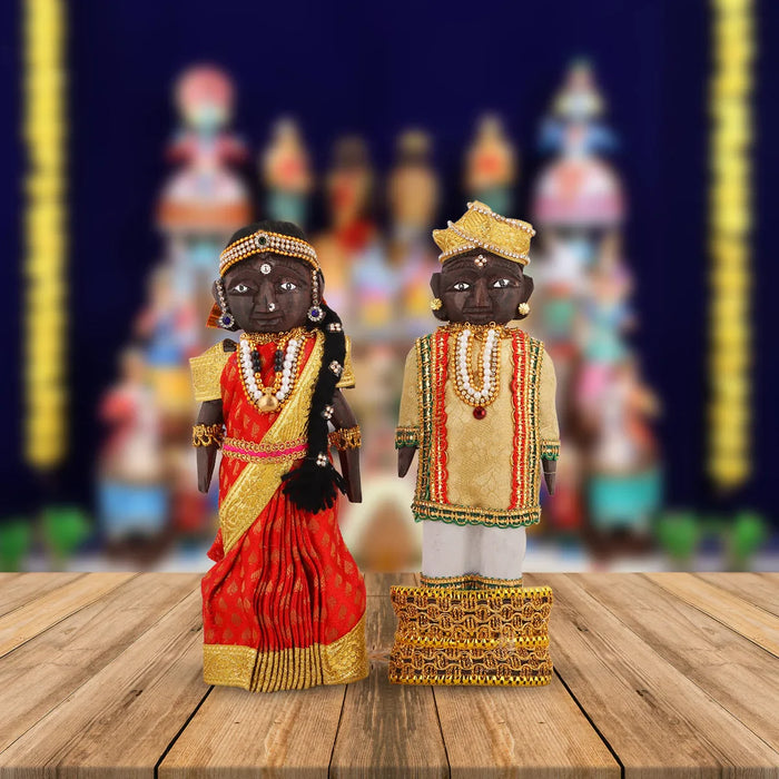 Marapachi Bommai Pair - 8 x 3.5 Inches | Giri Golu Statue/ Decorated Marapachi Doll/Wooden Statue for Marriage