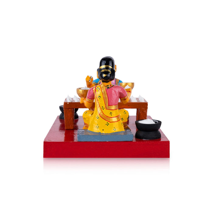 Making Fryums Kondapalli Toy - 4.75 X 7 Inches | Handmade Showpiece/ Vadiyalu Wooden Statue For Home Decor