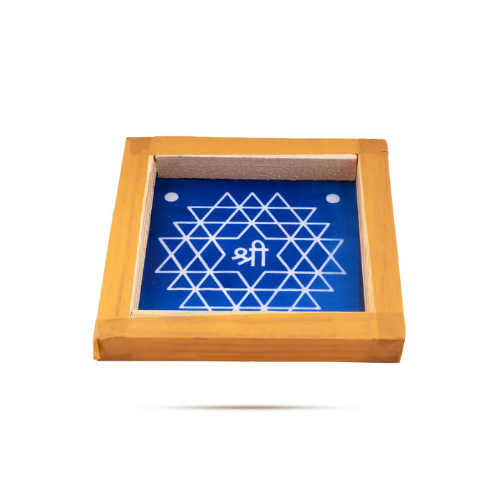 Rangoli Stencil - 5 X 5 Inches | Aishwarya Deisgn Kolam Stencil/ Rangoli Design Plate For Floor