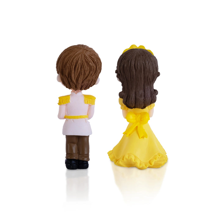 Young Couple Pair - 2 x 1 Inches | Cute Couple/ Resin Showpiece For Home Decor