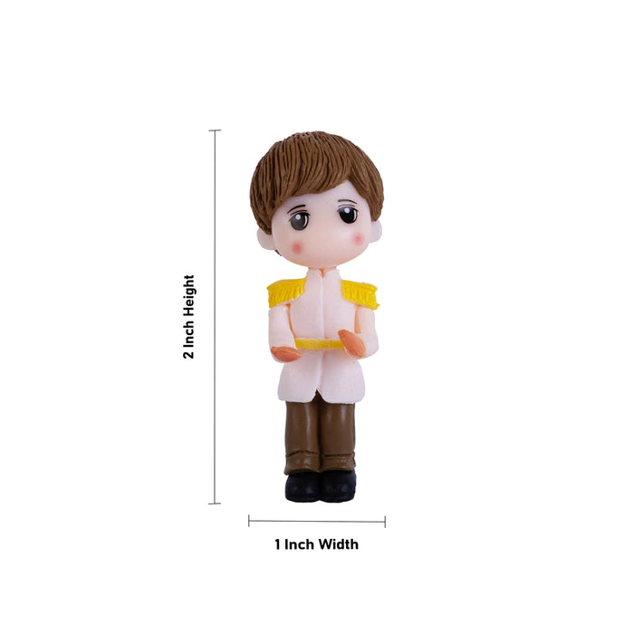 Young Couple Pair - 2 x 1 Inches | Cute Couple/ Resin Showpiece For Home Decor