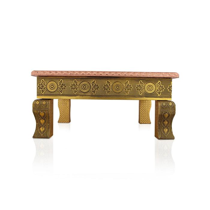 Bajot - Gold C OX - 18x18 Inch