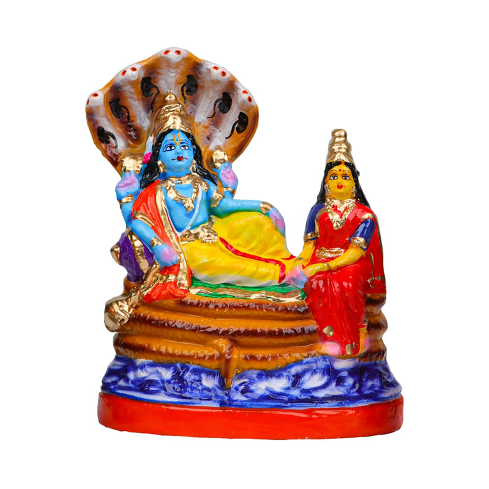 Vaikuntam Clay Golu Bommai Set - 9 x 7 Inches | 5 Pcs/ Giri Golu Doll/ Navaratri Golu Bomma/ Gombe