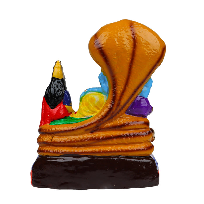 Vaikuntam Clay Golu Bommai Set - 9 x 7 Inches | 5 Pcs/ Giri Golu Doll/ Navaratri Golu Bomma/ Gombe
