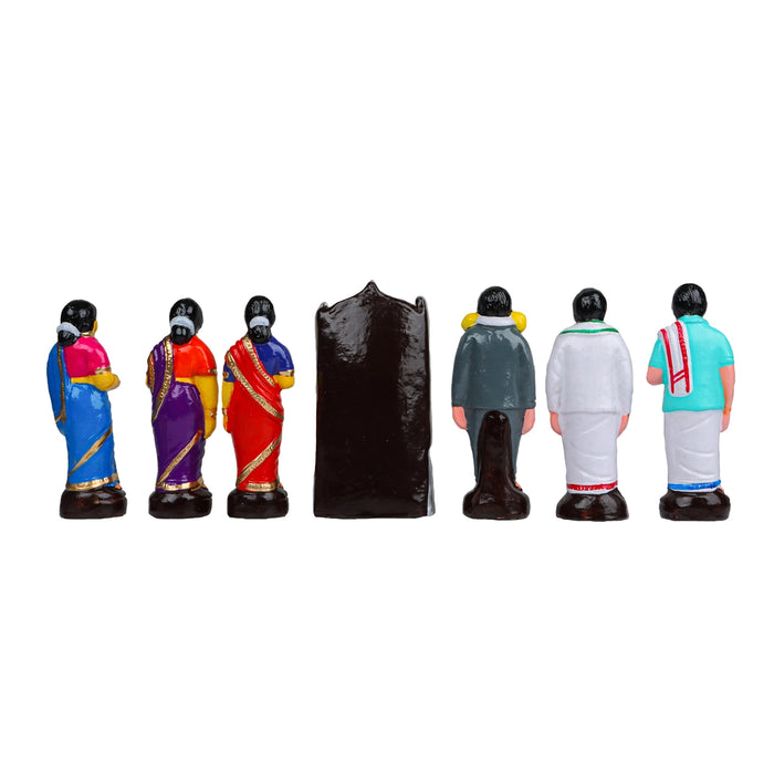 Valaikappu Clay Golu Bommai Set - 8 x 4 Inches | 17 Pcs/ Giri Golu Doll/ Navaratri Golu Bomma/ Bommai