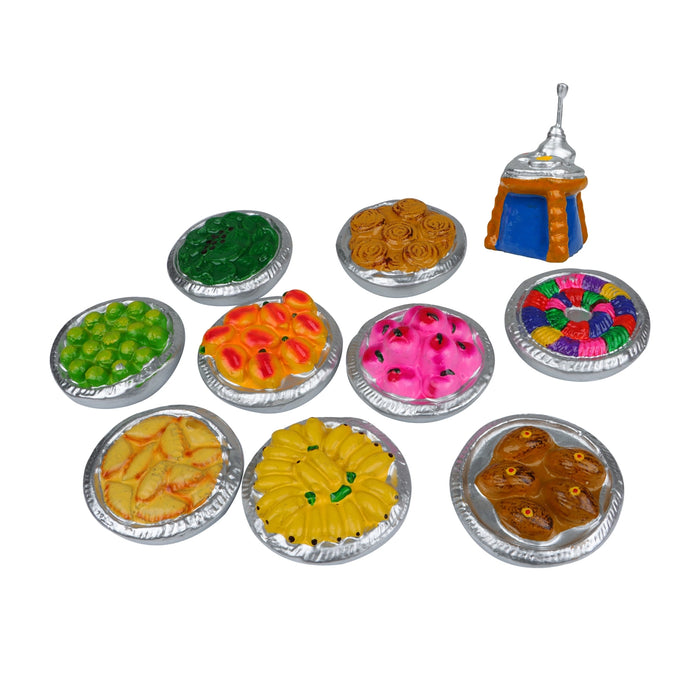 Valaikappu Clay Golu Bommai Set - 8 x 4 Inches | 17 Pcs/ Giri Golu Doll/ Navaratri Golu Bomma/ Bommai
