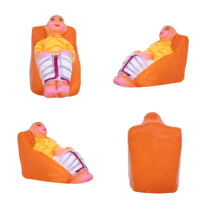 Family Clay Golu Bommai Set - 3 x 5 Inches | Giri Golu Doll/ Navaratri Golu Bomma/Gombe/Bommai