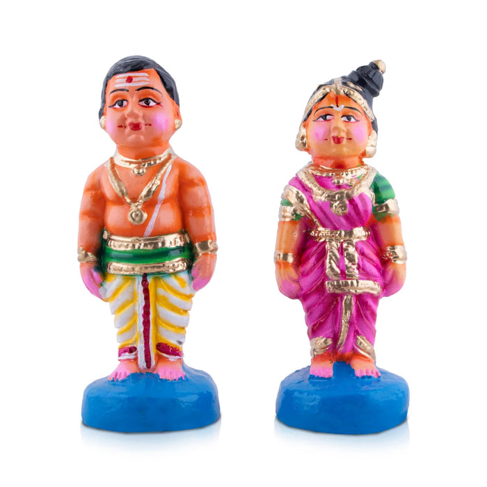 Young Couple Clay Golu Bommai Pair - 8 x 3 Inches | Giri Golu Doll/ Navaratri Golu Bomma/Gombe/Bommai