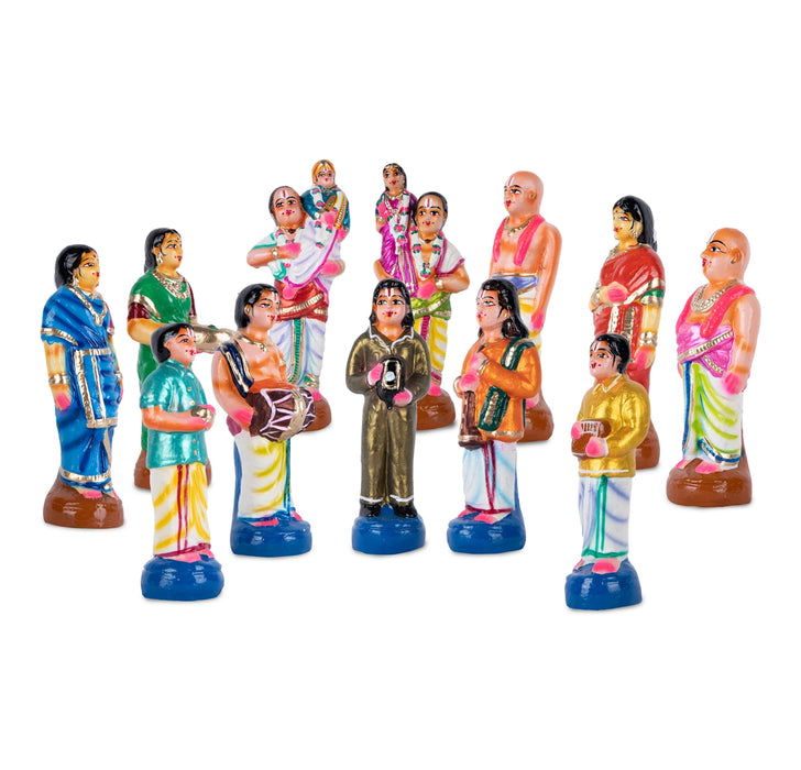 Maalai Maatrudal Clay Golu Bommai Set- 9 X 3.5 Inches | Navaratri Golu Gombe/Giri Golu Doll/Navratri Decoration