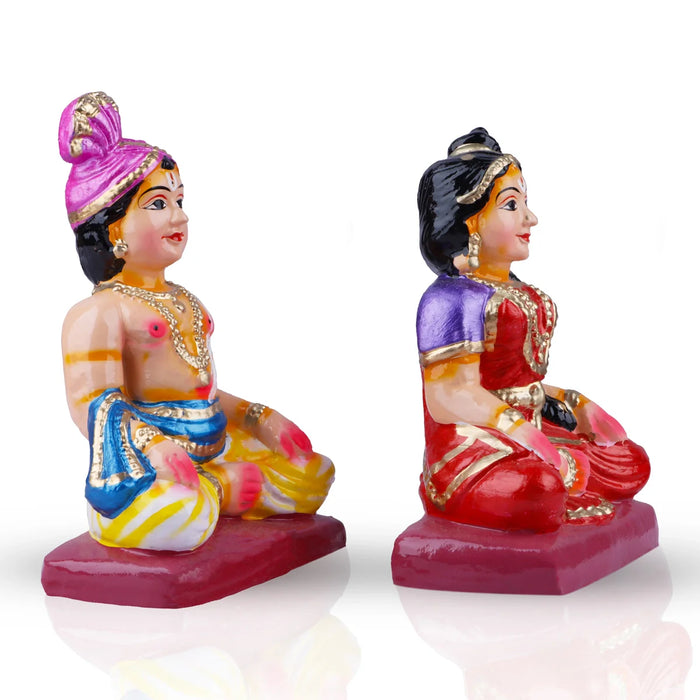 Young Couple Clay Golu Bommai Pair - 8 x 5 Inches | Giri Golu Doll/ Navaratri Golu Bomma/Gombe/Bommai