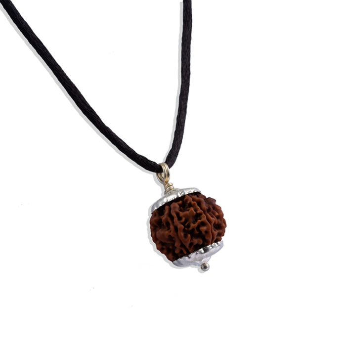 Panch Mukhi Rudraksha Bead | Nepali 5 Mukhi Rudraksha/ Silver Cup Five Mukhi Rudraksha for Men & Women